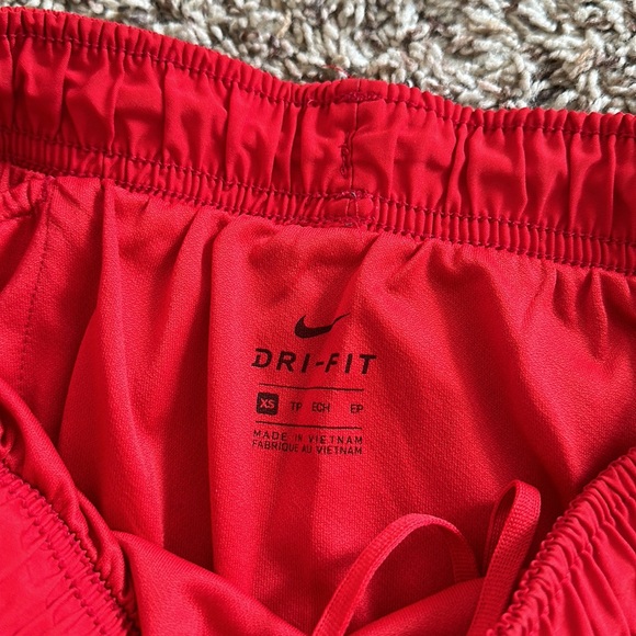 Nike Red Dri-fit shorts size xs - Picture 2 of 2